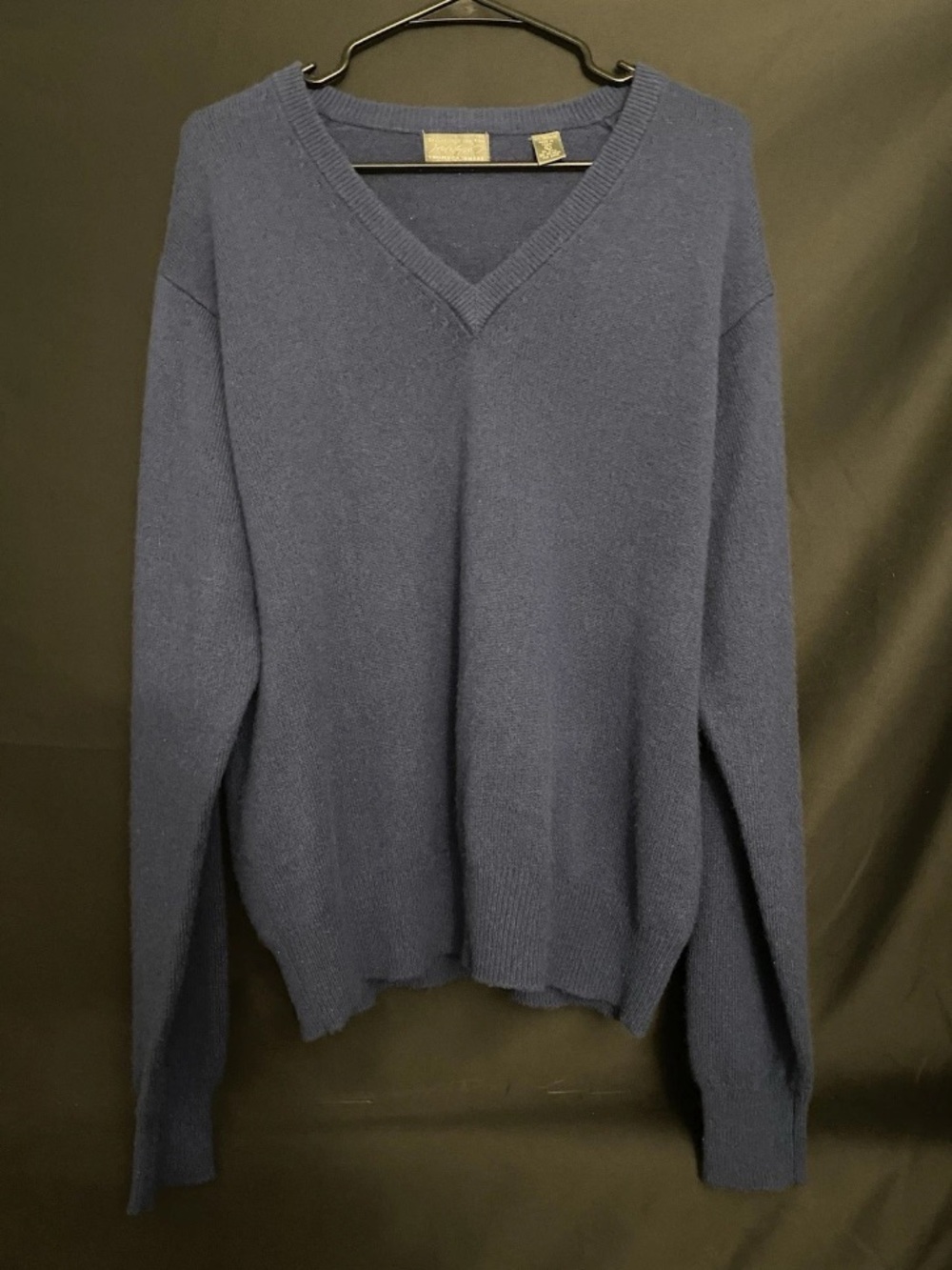 Lord & Taylor Men's Dark Blue V-Neck Sweater
